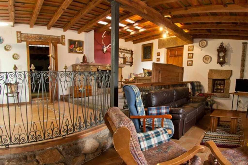 Casa Rural Lucia Es Una Casa Rural Amplia Con Pat Cabezas Bajas Экстерьер фото