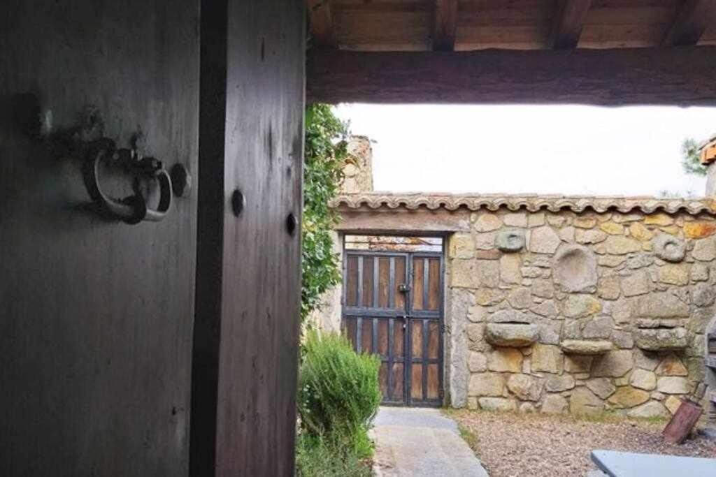 Casa Rural Lucia Es Una Casa Rural Amplia Con Pat Cabezas Bajas Экстерьер фото
